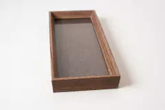 BANDEJA RECTANGULAR "MARK" DE MADERA "S" - Marian Todo Organizado