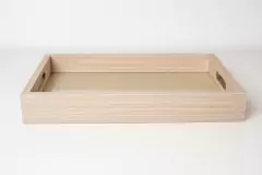 Imagen de BANDEJA DE MADERA "SILANA" CON ASAS "M" BASE DECO