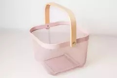 Imagen de CANASTO "ZABELLE" DE METAL CON MANIJA DE MADERA