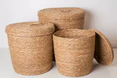 CANASTO SEAGRASS "INDIANA" REDONDO "L" ALTO CON TAPA en internet