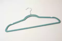 Imagen de COMBO x100 PERCHAS AFELPADAS SLIM