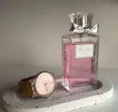 DISPENSER "TERRY" DE TERRAZO BLACK CON PLATEADO CILINDRICO