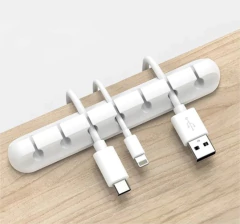 ORGANIZADOR DE CABLES CON 7 DIVISIONES Y ADHESIVO