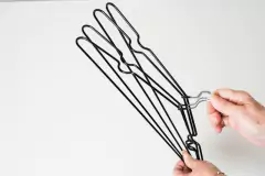 PACK x4 PERCHAS DE METAL ENGOMADAS NEGRAS - Marian Todo Organizado