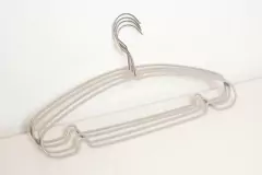 PERCHA DE METAL ENGOMADA x4 - Marian Todo Organizado