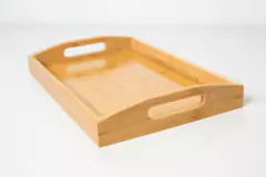 BANDEJA DE BAMBOO "VALSEN BOMBEE" CON MANIJAS LATERALES "S" - comprar online