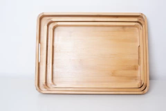 BANDEJA DE BAMBOO "ARENZANO" CON ASAS FLAT "M" - Marian Todo Organizado