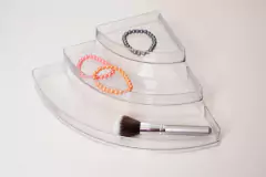 ESCALERITA / ESQUINERO "SUSAN" DE ACRILICO 3 ESCALONES en internet