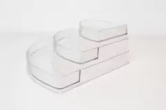 Imagen de ESCALERITA / ESQUINERO "SUSAN" DE ACRILICO 3 ESCALONES