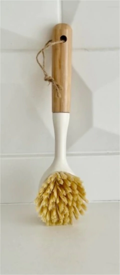 CEPILLO PARA VAJILLA "FULL CIRCLE" CON MANGO DE BAMBOO - tienda online
