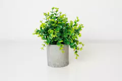 PLANTA ARTIFICIAL "RAQUEL" CON MACETA GRIS DE CEMENTO - tienda online