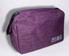 PORTA COSMETICOS "SATURNO" CON COMPARTIMENTOS Y GANCHO PARA COLGAR en internet