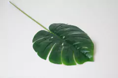 HOJA ARTIFICIAL "MONSTERA" 70 CM en internet