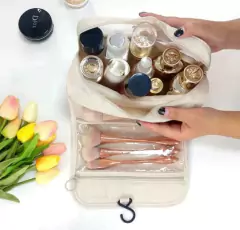 Imagen de ORGANIZADOR DE VIAJE / PORTA COSMETICOS "TRAVEL" CON GANCHO PARA COLGAR