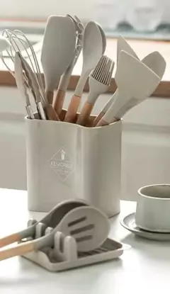 PINCEL DE SILICONA "BOTTI" GRIS CON MANGO DE MADERA 24 X 4 CM - Marian - Todo Organizado