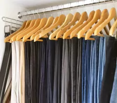 PERCHA DE MADERA "KIDS" LUSTRADAS Y LAQUEADAS en internet