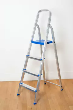 ESCALERA "MORY" DE 4 ESCALONES - comprar online