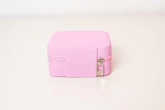 Imagen de ALHAJERO "CAMELIA SQUARE MINI" CUERO ECOLOGICO