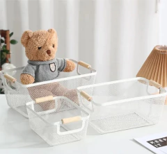 CANASTA DE METAL "TRACY" "L" CON MANIJAS DE BAMBOO - Marian Todo Organizado