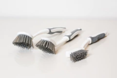 CEPILLO COCINA/LAVADERO LARGO CON CERDA - Marian Todo Organizado