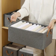 CAJA PLEGABLE "MALKA" RECTANGULAR CON MANIJAS MARRONES - comprar online