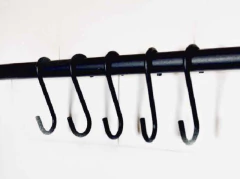 PACK X 6 GANCHOS "SARAI" METALICOS "S"