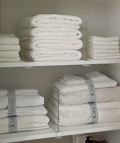 SEPARADOR DE ESTANTES “SUSAN” ACRÍLICO CON SOPORTE MULTIUSO / PLACARD - tienda online