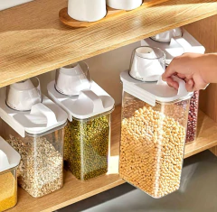 Imagen de BOTELLA FRASCO CONTENEDOR "DROP" #2 CON PICO VERTEDOR "M" MEDIANO