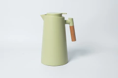 JARRA TERMICA "FELICIA" CON ASA DE MADERA - comprar online