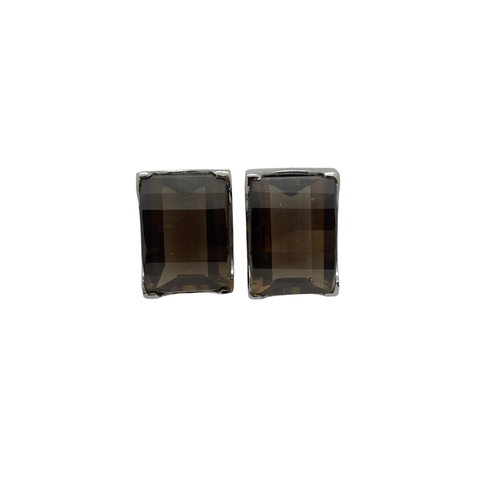 Brinco de Quartzo Fumê com prata 925 e banho de ródio negro