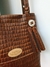 MINI TOTE BAG CROCO MARRÓN en internet