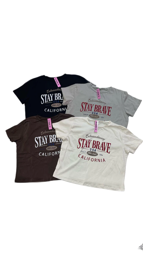REMERA STAY BRAVE - comprar online