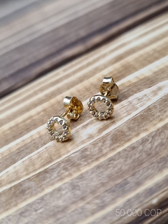 TOPO CIRCULAR CIRCONES EN ORO LAMINADO AMERICANO