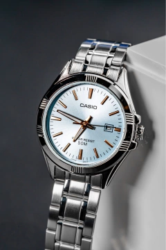 Reloj Casio LTP-1308D-2AV en internet