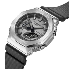 Reloj G Shock DIGITAL GM-2100-1ADR en internet