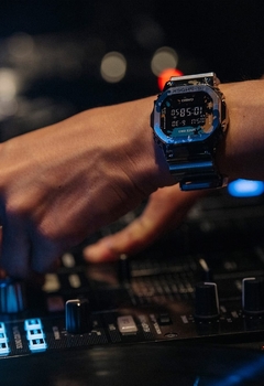 Reloj G Shock GM-5600SS-1 en internet