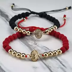 PULSERAS CON DIJE DE LA VIRGEN DE GUADALUPE Y BALINES DE ORO LAMINADO 18K