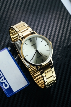Reloj Casio LTP-VT01G-9B - comprar online
