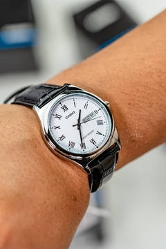 Reloj Casio MTP-V006L-7B - comprar online