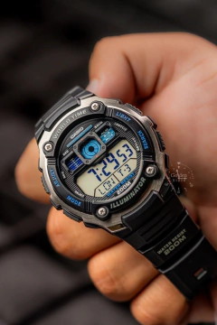 Reloj Casio AE-2000W-1AV en internet