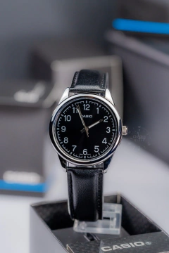 Reloj Casio MTP-V005L-1B4 en internet