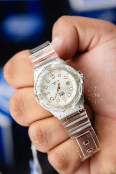 Reloj Casio LRW-200HS-7EV en internet