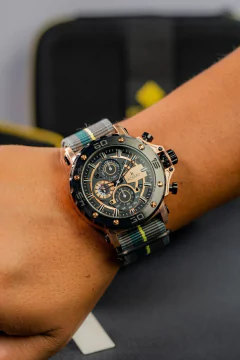 RELOJ KOSMO K3932G CRONÓGRAFO DOS PULSOS INTERCAMBIABLES en internet