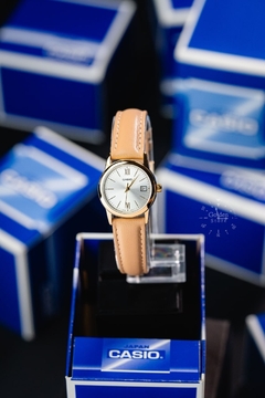 Reloj Casio LTP-V002GL-7B3 en internet