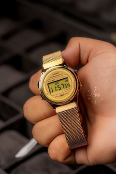 Reloj Casio A171WEMG-9A - Diseño Retro Minimalista - GOLDEN STORE