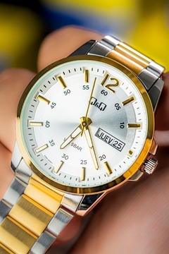 Reloj Q&Q A36A-005PY - Sofisticación y Durabilidad en internet