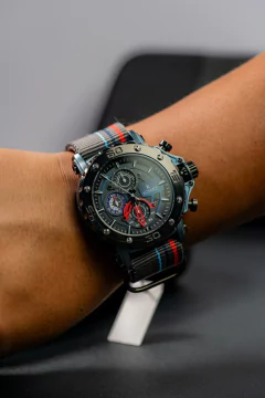 RELOJ KOSMO K3932G CRONÓGRAFO DOS PULSOS INTERCAMBIABLES - comprar online