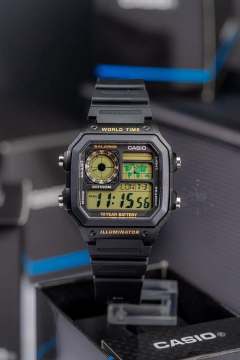 Reloj Casio AE-1200WH-1BV - comprar online