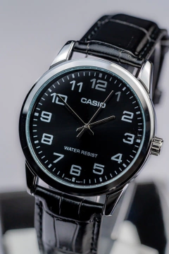 Reloj Casio MTP-V001L-1B - comprar online
