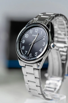 Reloj Casio MTP-V005D-1B4 en internet